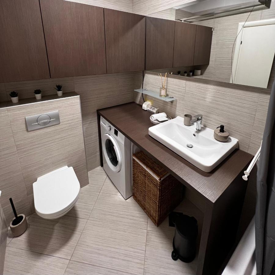 Maestral Living Studio Apartment Zagreb Luaran gambar